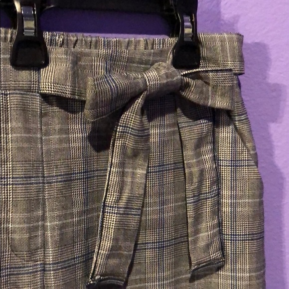 Black & white plaid pants - Picture 2 of 4